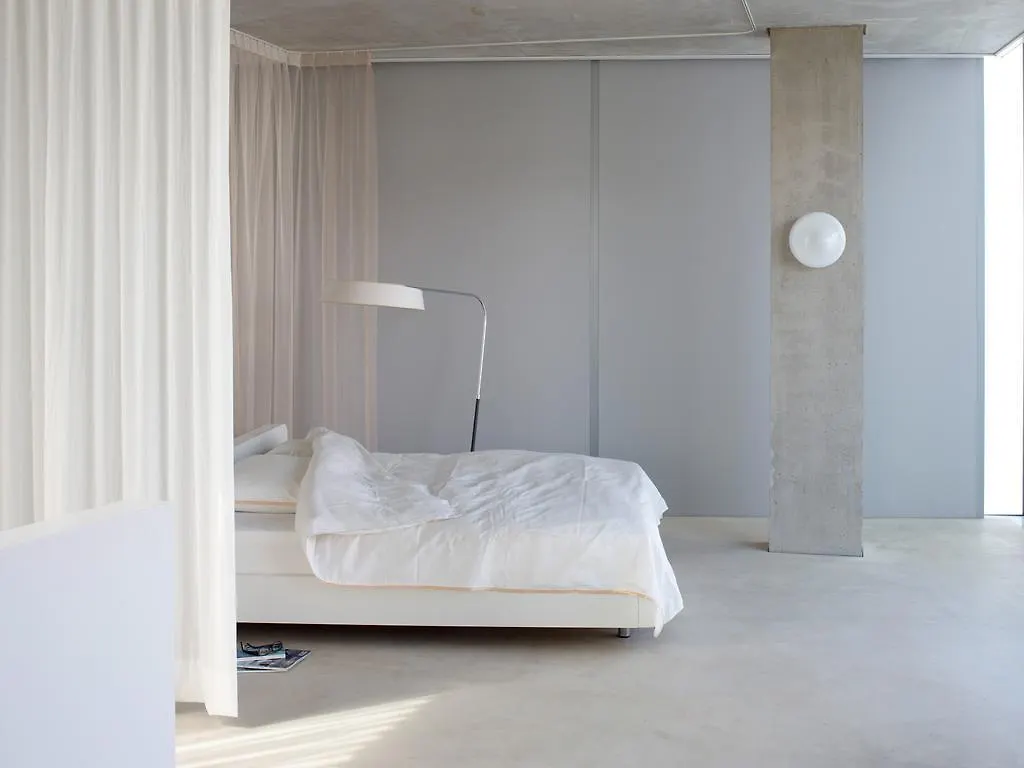 H-House Architectural Residence Маастрихт Летний дом